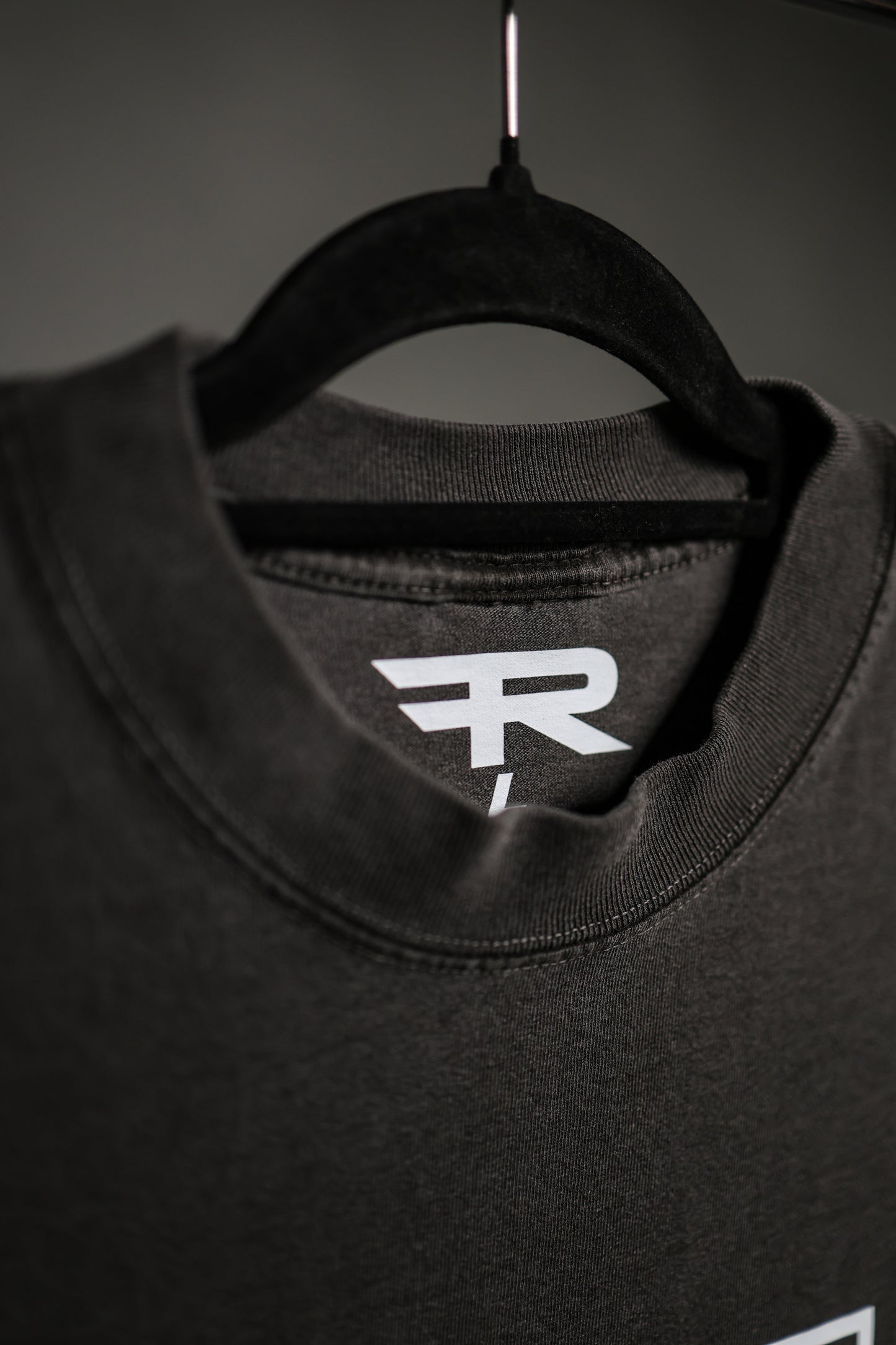 SHORT SLEEVE GRAY T-SHIRT